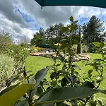 Bed & Breakfast Dans Un Ecrin De Verdure Angrie