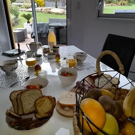 Dans Un Ecrin De Verdure فندق مبيت وإفطار 3*