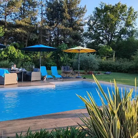 לינה וארוחת בוקר Dans Un Ecrin De Verdure