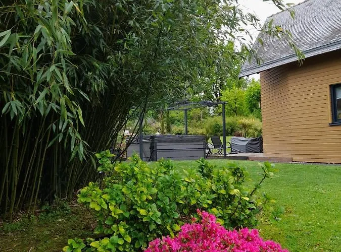 Dans Un Ecrin De Verdure 3* Angrie