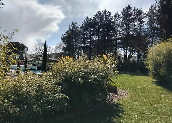 Dans Un Ecrin De Verdure Отель типа 